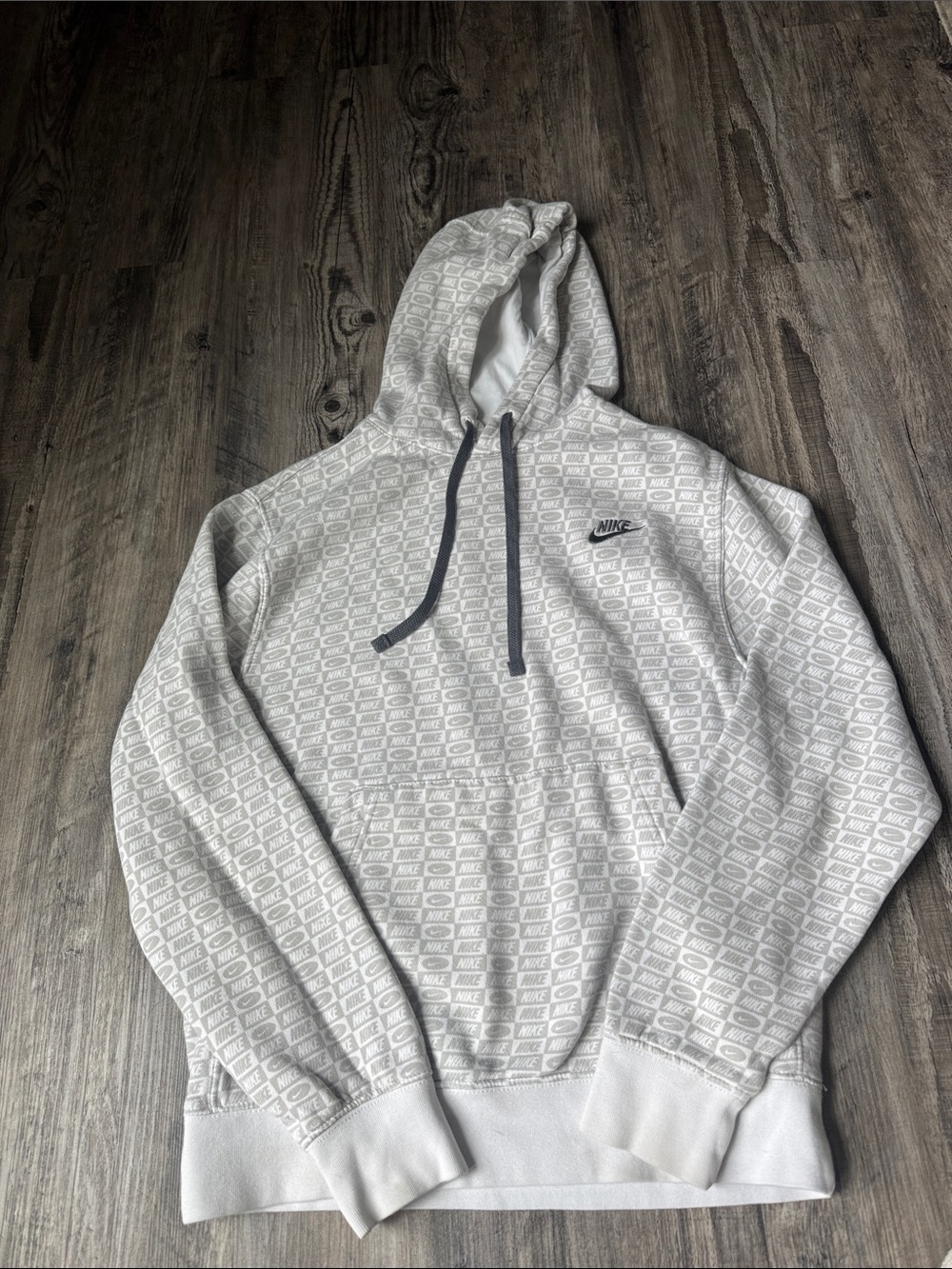 Nike Light Grey Logo-Print Crewneck Hoodie